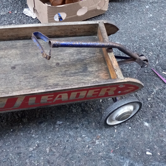 Retro Wagon - Picture 3 of 4